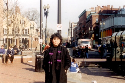 họa sĩ Suối Hoa Harvard square, Boston 5 - 1997